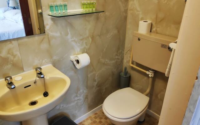 Elnor Guest House