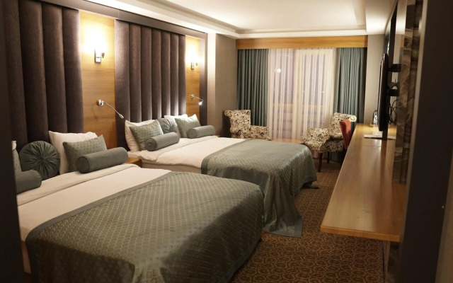 Green Prusa Hotel