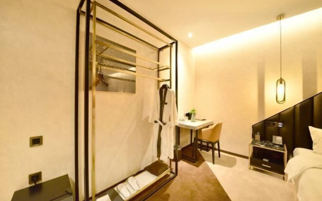 Lanshe Hotel – Guest Rooms – Harbin