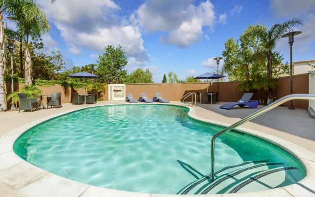 Hampton Inn & Suites Thousand Oaks, CA