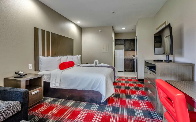 Americas Best Value Inn and Suites IAH Airport North