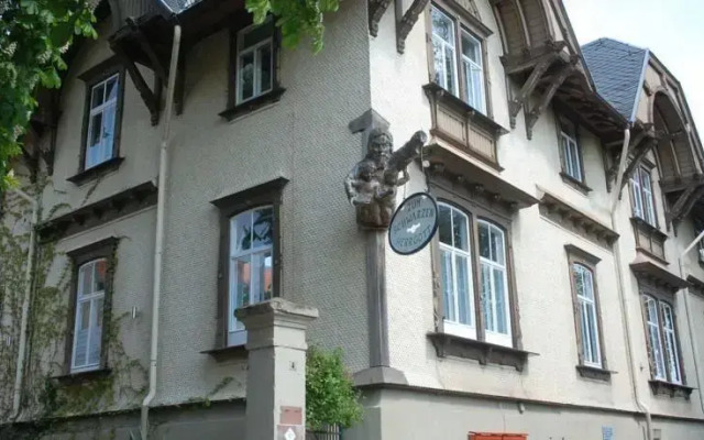 Villa Golsen Guest House