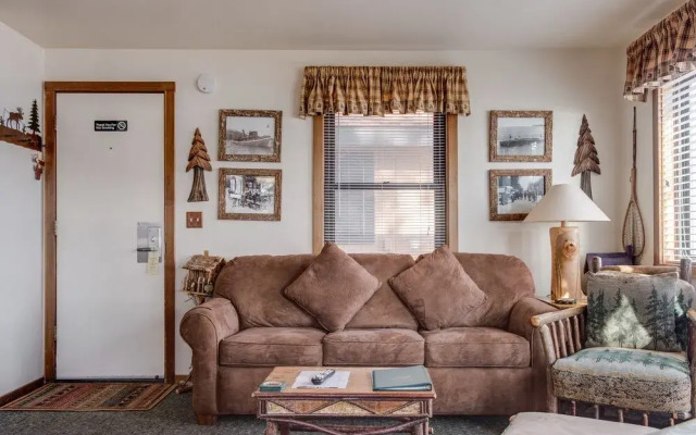 Franciscan Lakeside Lodge