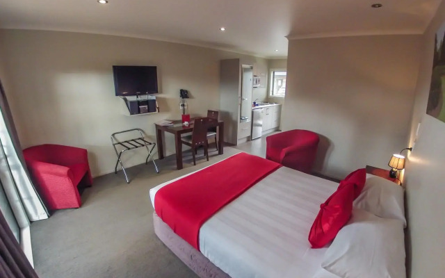 Albert Court Motor Lodge
