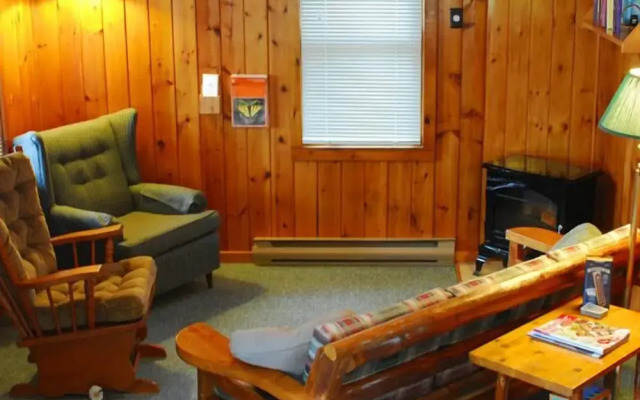 Hay Lake Lodge & Cottages