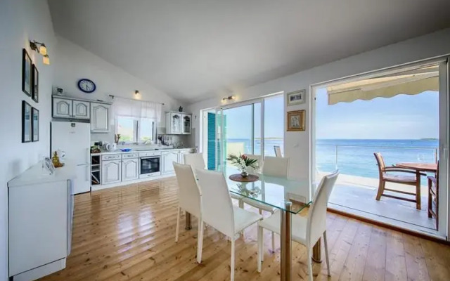 Seaview Suite Lissa