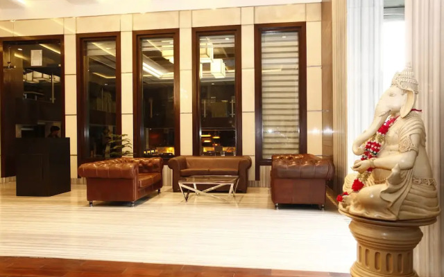 Plutos Hotel