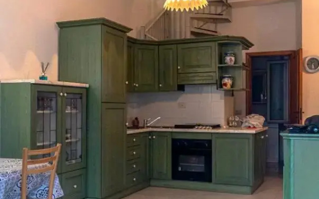 Casa singola su 2 piani Brolo