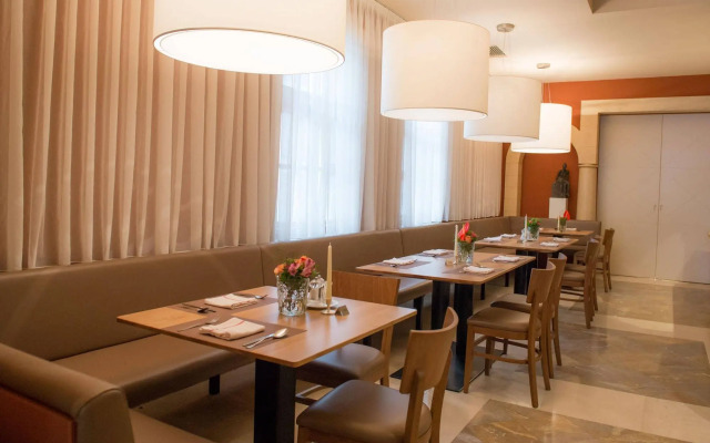 Hotel Restaurant Bistro Raffel
