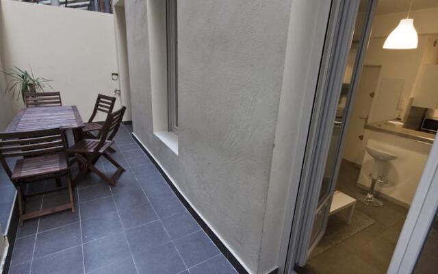 Petit Nid Douillet de LOpera