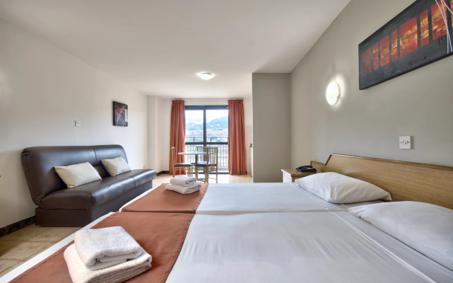 Luna Holiday Complex