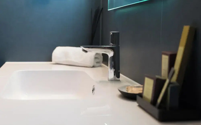 BJ81 Suite Hotel