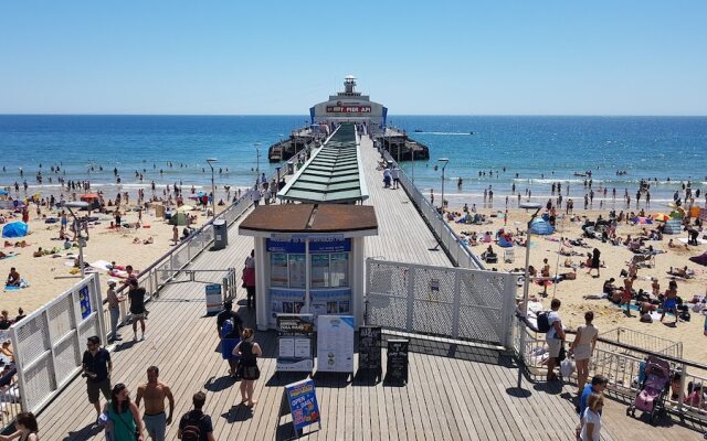 Boscombe Reef Hotel