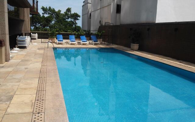 Mc Flats Country Residence Service