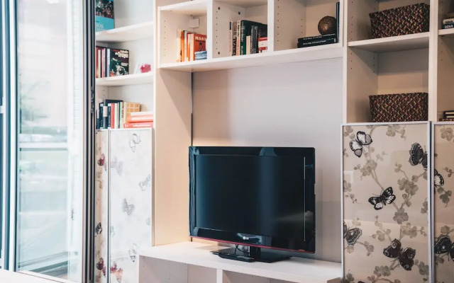 Isozaki Apartment by People Rentals