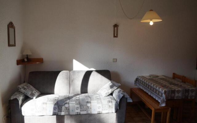 Nan01 - Studio 4 Pers Telecabine