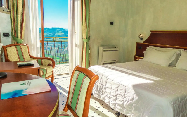 Hotel Astoria