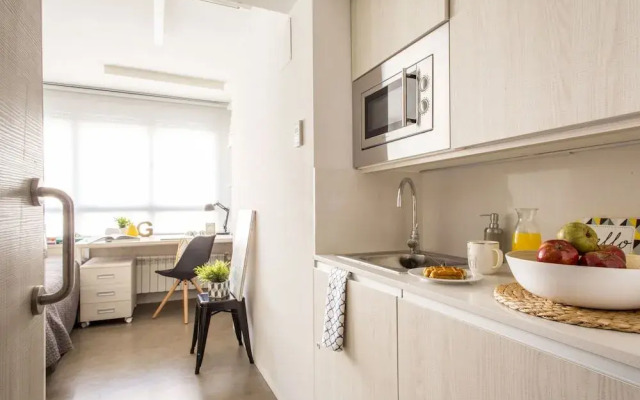 Residencia Universitaria Resa Claudio Coello - Campus Accomodation