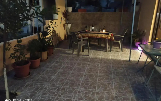 Giota's City House