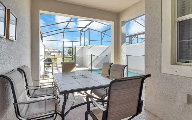 Amazing 4bdr w Pool Near Disney - 4914