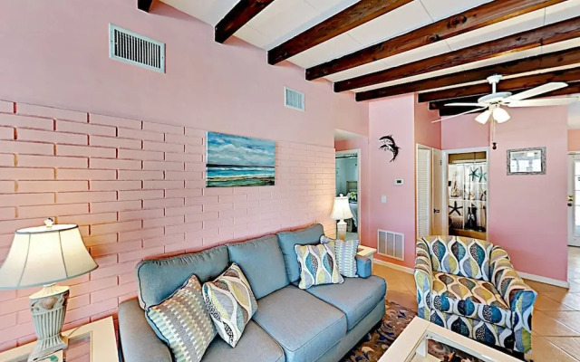 Canal-Front Living - 4 Br Home