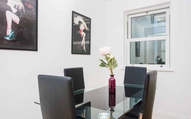 Stunning 2 Bedroom Apartment in Battersea