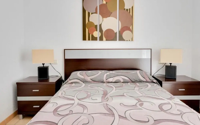 Quaint Apartment close to the Seabeach