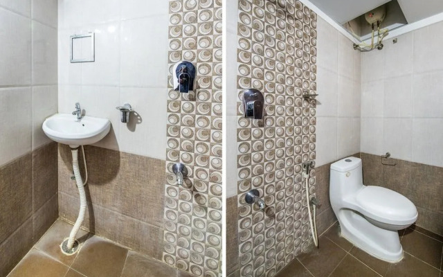 Durga Deluxe by OYO Rooms