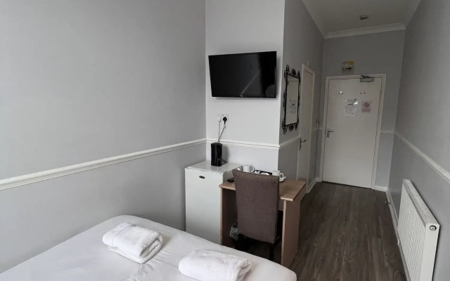The Commongate Hotel