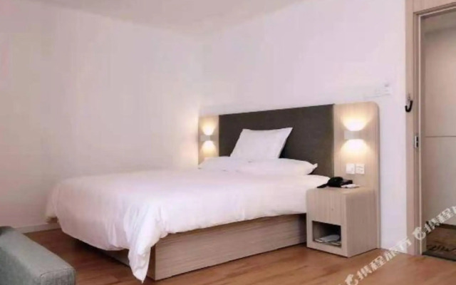 Pebble Motel (Zhangzhou Jiulong Avenue Wanda Plaza)