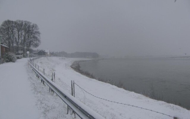 B&B Aan De Maas