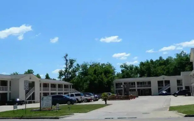 Paris Extended Stay Suites