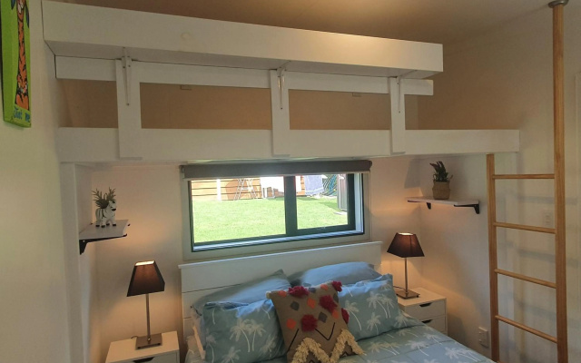 Red Beach Garden Cottage – Guest Rooms – Hibiscus Coast