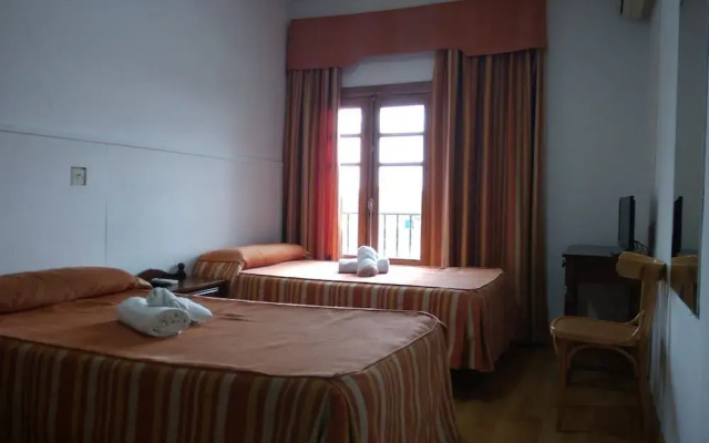 Hostal Restaurante El Quijote