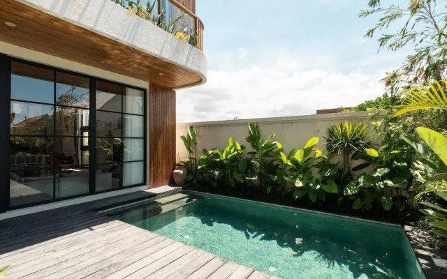 Ben's Villa 2 by Alfred in Bali