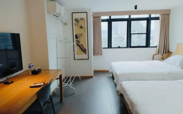 Chongqing Justom Serviced Apartment 4
