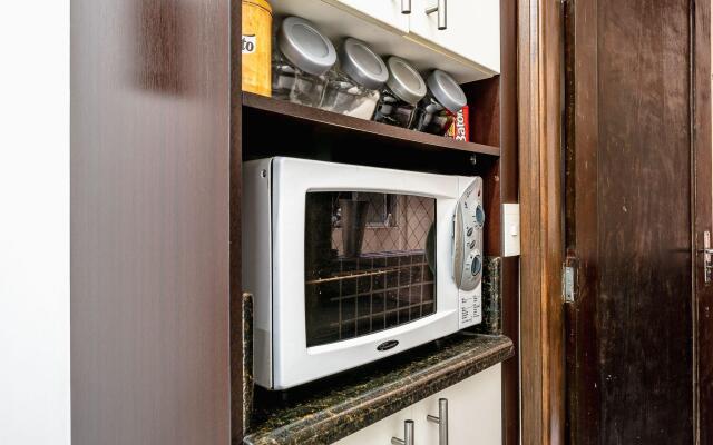 Ape tamanho família com garagem