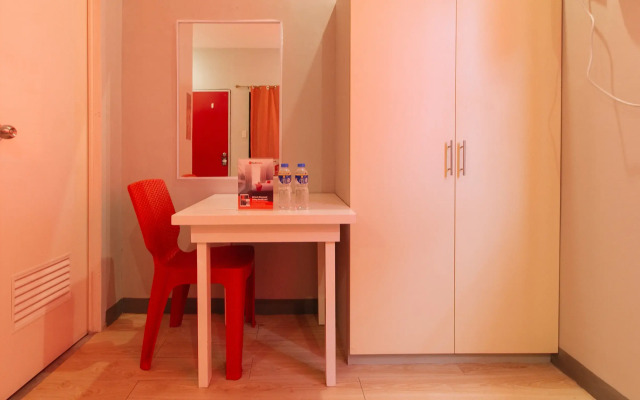 RedDoorz near Christ the King Medical Center