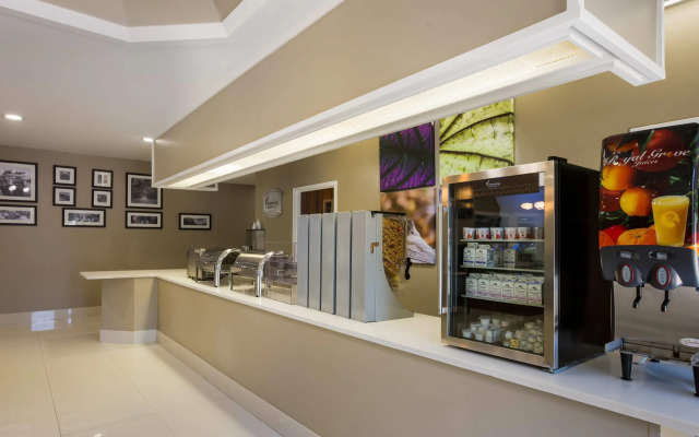 Sleep Inn Savannah Midtown