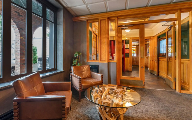 Regent Hotel