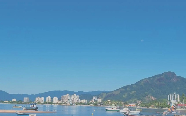 Apartamento em condominio praia clube