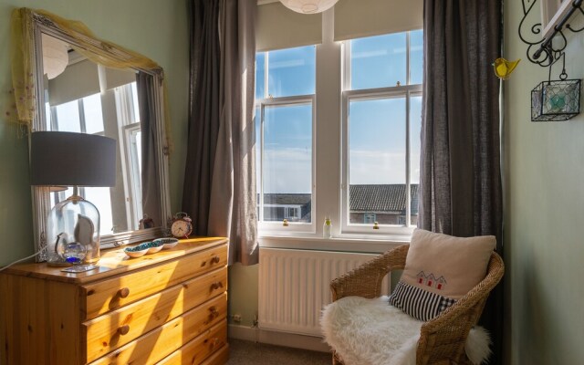 McHoppity House Crail, Sleeps 7, Free Parking