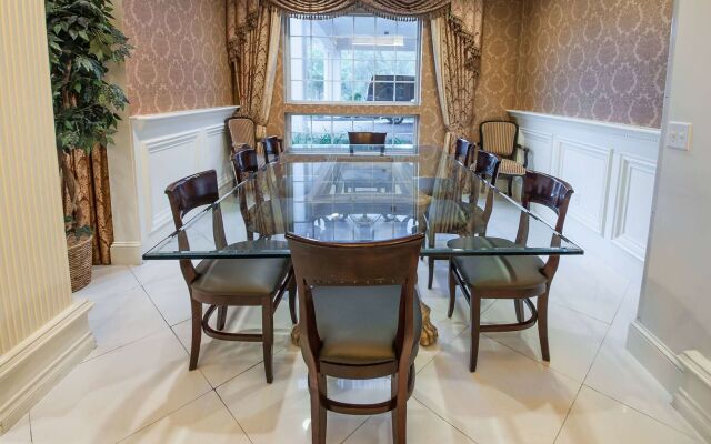 Bellissimo Hotel, Trademark by Wyndham Near Foxwoods Casino