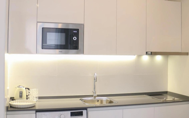 Balustrada Apartments