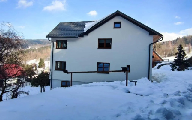 Chalupa Rochlitz s horkým koupacím sudem