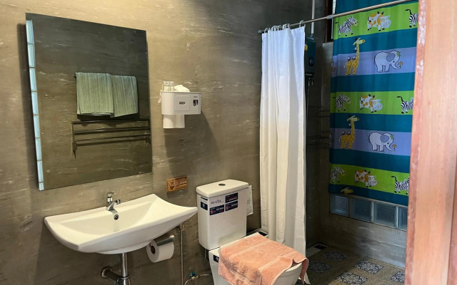 ปันสุข ห้องพักหลักร้อย Pun-Suk