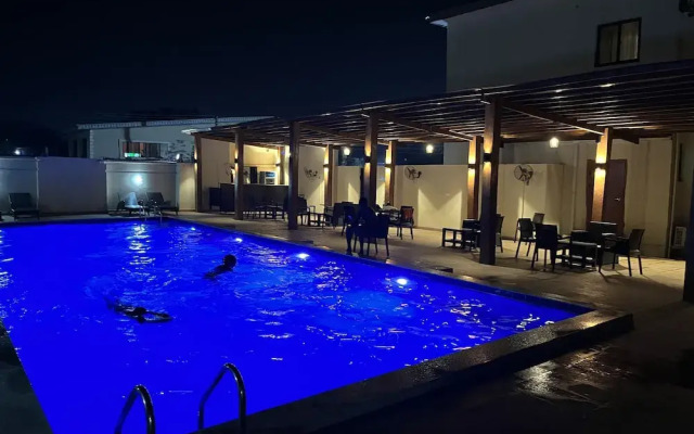 Adis Hotels Prime
