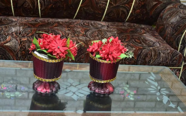 OYO HOME 92078 Pinky Homestay