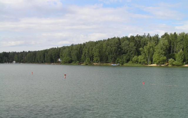 Flora Park Country Club