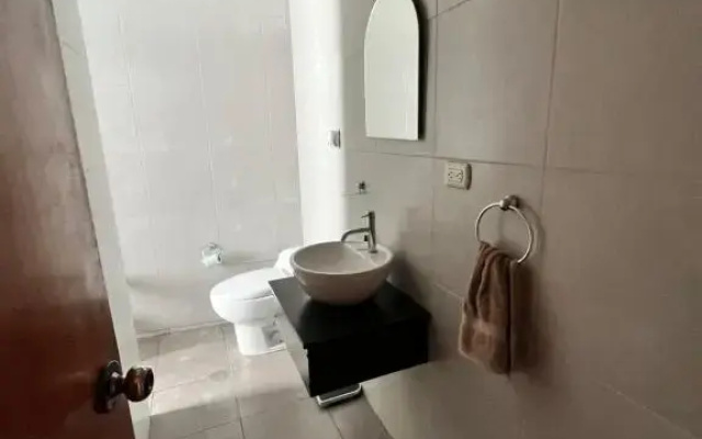 DEPA CON LINDA VISTA EN AREQUIPA SEGURIDAD 24 horas